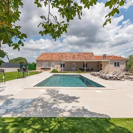 Βίλα New Life Zadar Sukošan